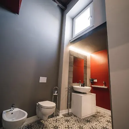 아파트호텔 Palazzo Paladini - Luxury In The Heart Of The Old Town 3*