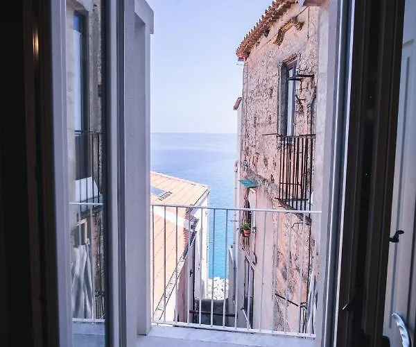 Palazzo Paladini - Luxury In The Heart Of The Old Town Pizzo