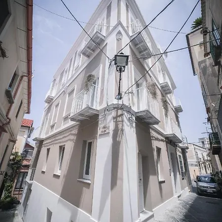 Palazzo Paladini - Luxury In The Heart Of The Old Town Pizzo (Calabria)