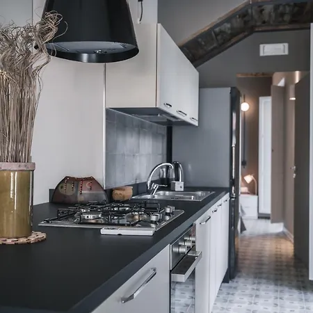 Palazzo Paladini - Luxury In The Heart Of The Old Town 3*