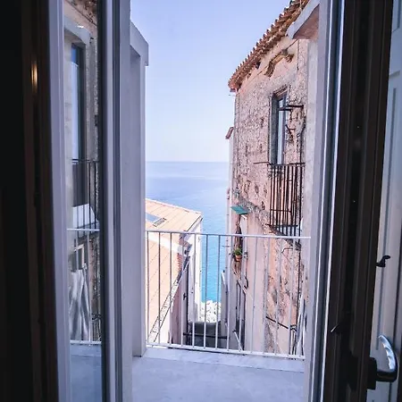 Palazzo Paladini - Luxury In The Heart Of The Old Town Pizzo (Calabria)
