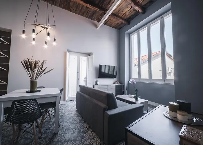 Palazzo Paladini - Luxury In The Heart Of The Old Town