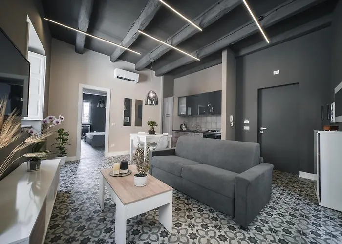 Palazzo Paladini - Luxury In The Heart Of The Old Town 3*