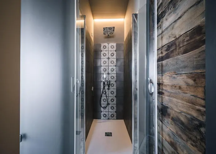 Palazzo Paladini - Luxury In The Heart Of The Old Town Lägenhetshotell Pizzo (Calabria)