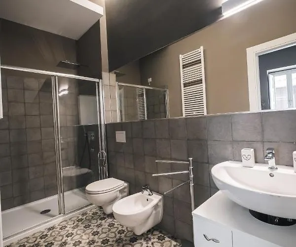 Palazzo Paladini - Luxury In The Heart Of The Old Town Lägenhetshotell Pizzo (Calabria)