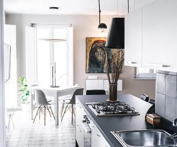 Palazzo Paladini - Luxury In The Heart Of The Old Town 3*