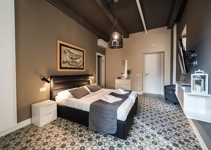 Palazzo Paladini - Luxury In The Heart Of The Old Town 3* Pizzo (Calabria)